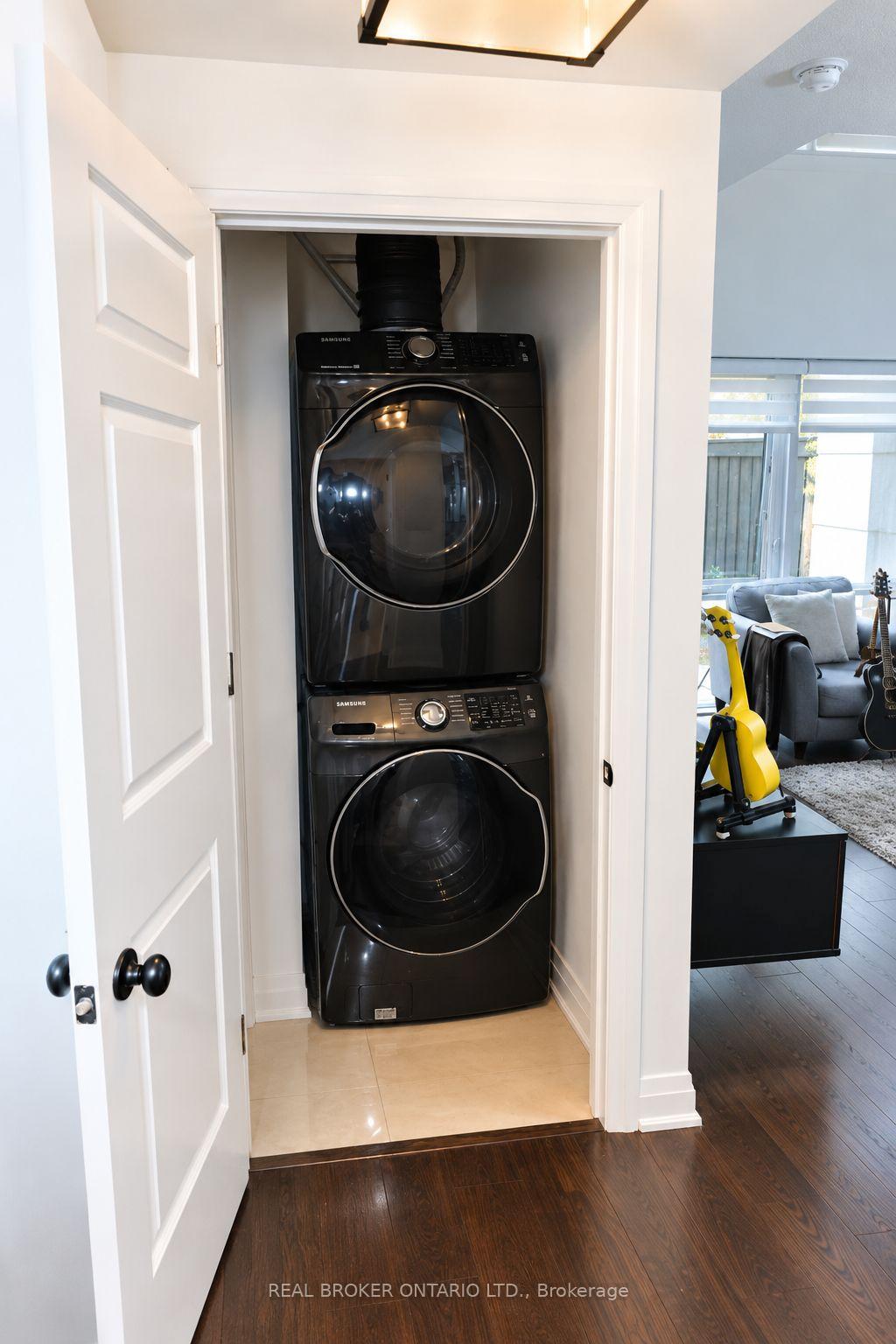 Photo 15 of Unit 111, 12 Woodstream Boulevard, Vaughan, Vaughan Grove — HOMEH