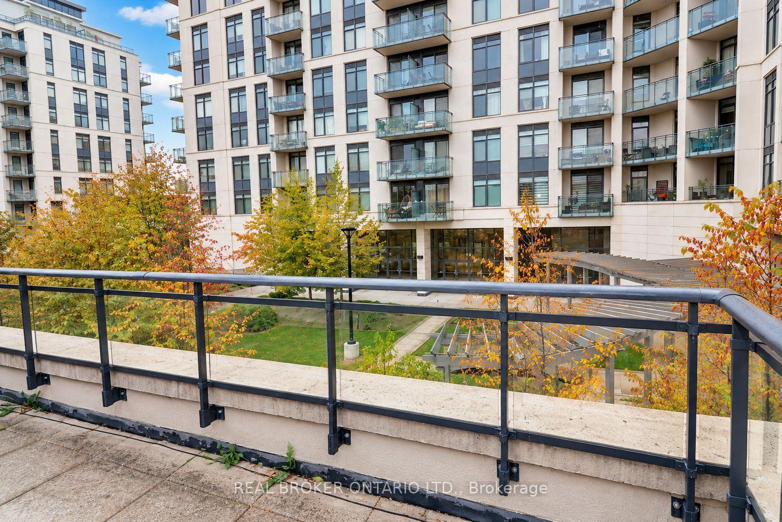 Photo 17 of Unit 111, 12 Woodstream Boulevard, Vaughan, Vaughan Grove — HOMEH