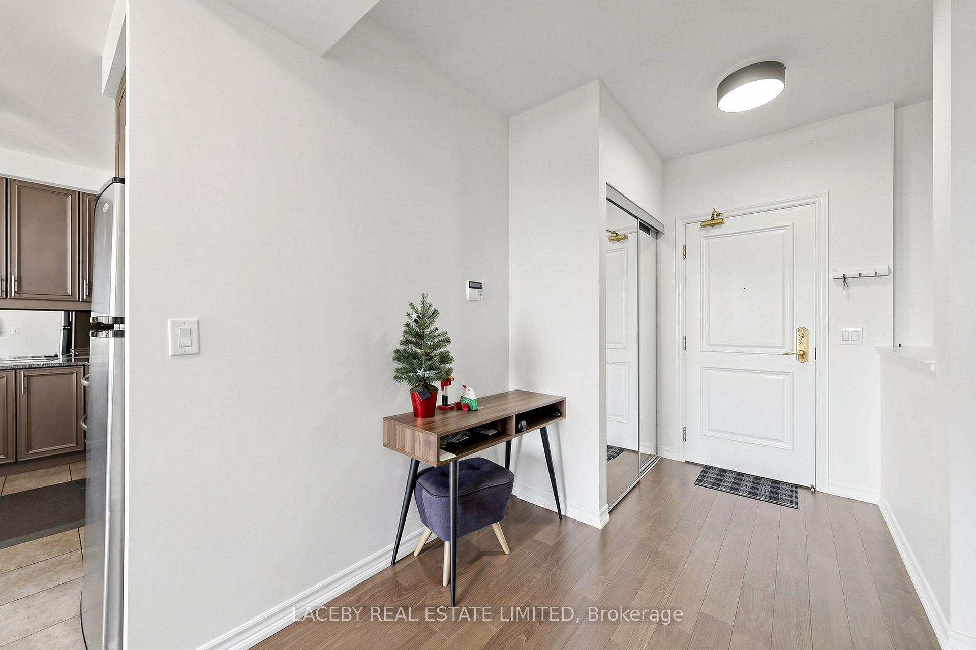 Photo 8 of Unit 509, 9235 Jane Street, Vaughan, Maple — HOMEH