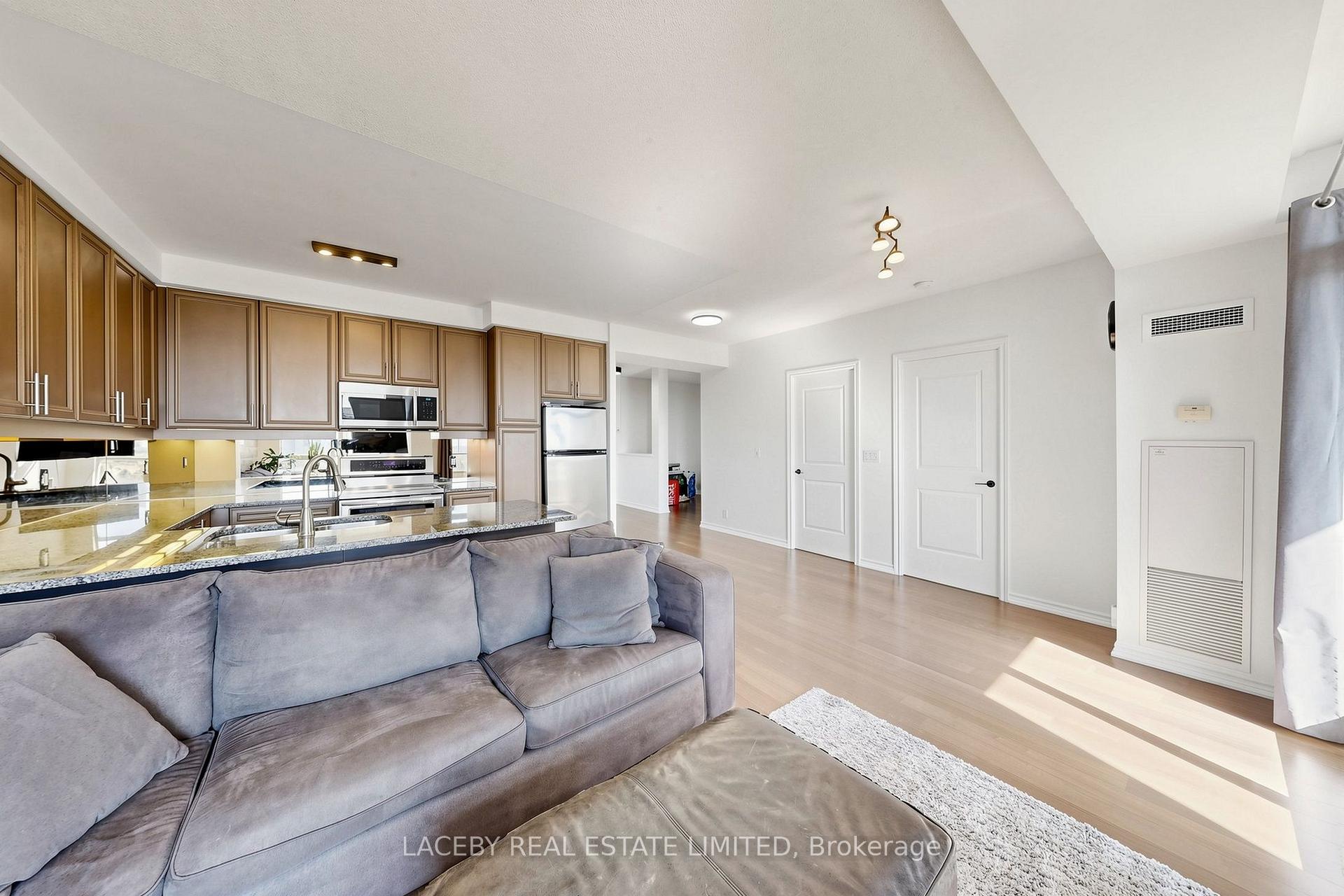 Photo 12 of Unit 509, 9235 Jane Street, Vaughan, Maple — HOMEH