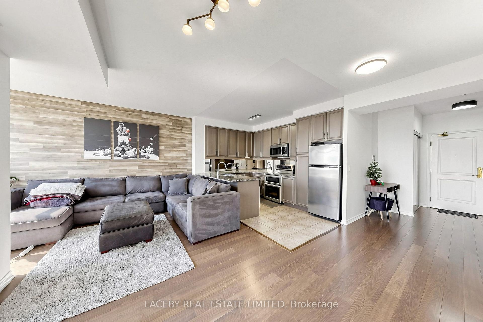 Photo 13 of Unit 509, 9235 Jane Street, Vaughan, Maple — HOMEH