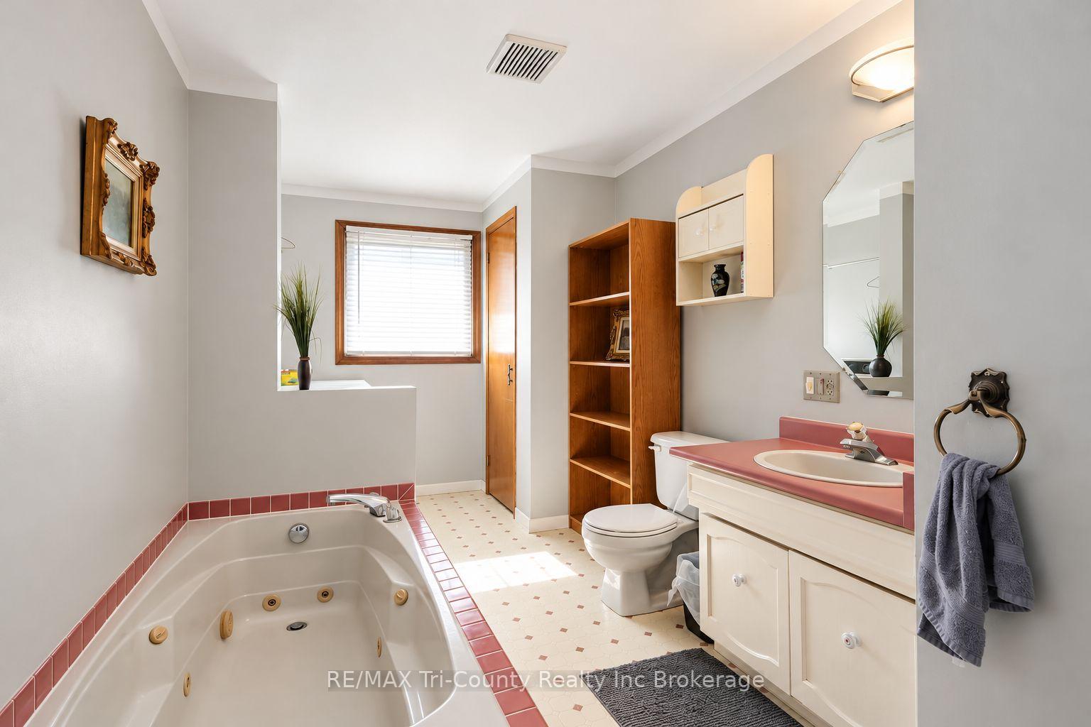 Photo 20 of 56601 Heritage Line, Bayham, Straffordville — HOMEH