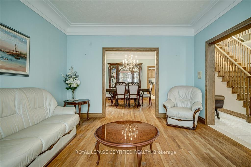 Photo 5 of Unit Upper, 1210 Upper Paradise Road, Hamilton, Carpenter — HOMEH