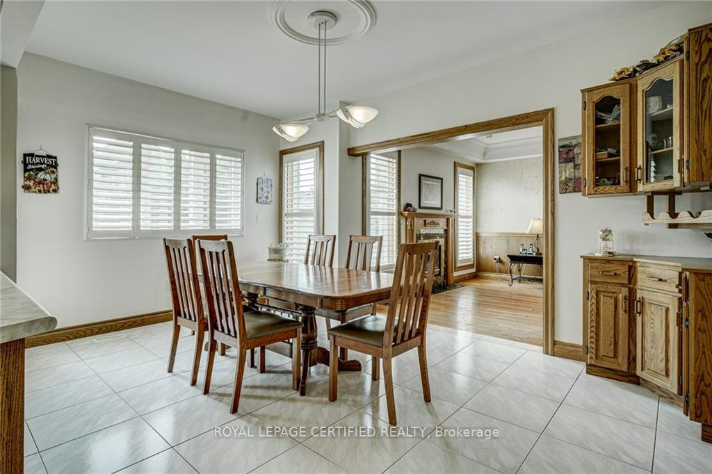 Photo 8 of Unit Upper, 1210 Upper Paradise Road, Hamilton, Carpenter — HOMEH