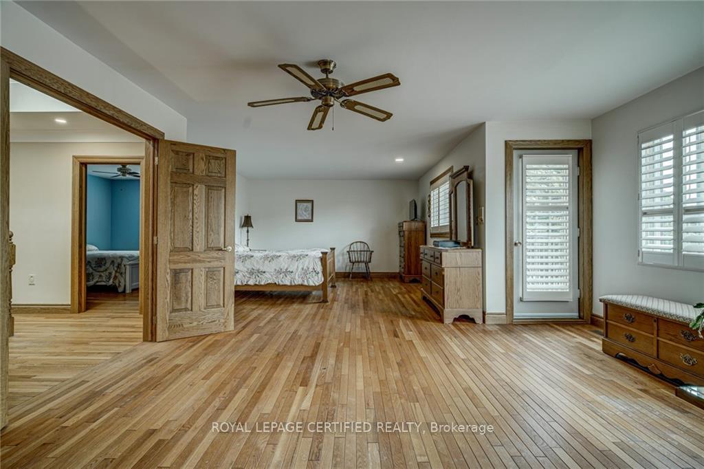 Photo 12 of Unit Upper, 1210 Upper Paradise Road, Hamilton, Carpenter — HOMEH