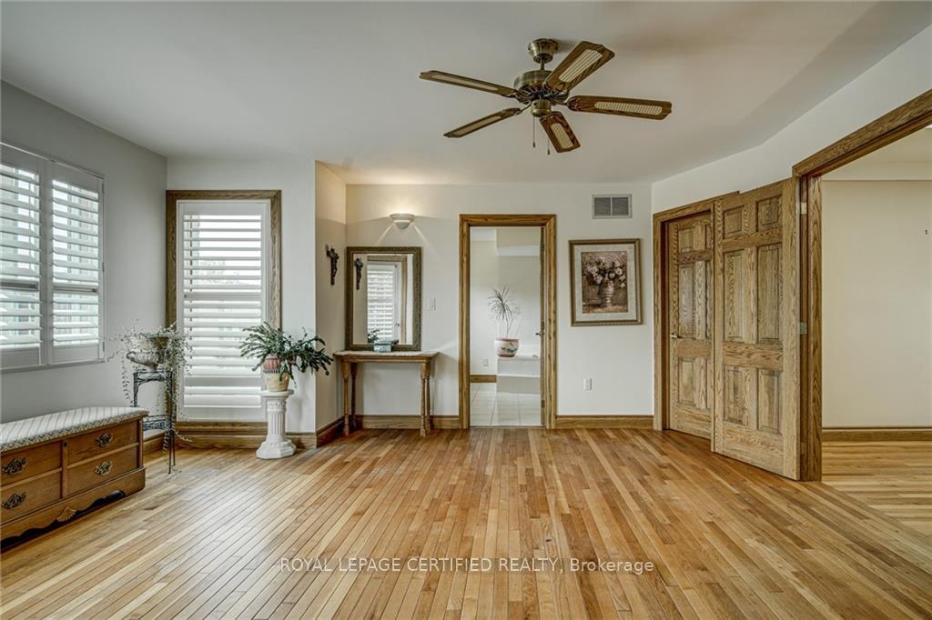 Photo 13 of Unit Upper, 1210 Upper Paradise Road, Hamilton, Carpenter — HOMEH