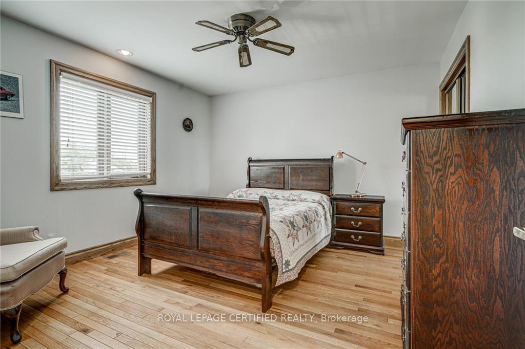 Photo 15 of Unit Upper, 1210 Upper Paradise Road, Hamilton, Carpenter — HOMEH