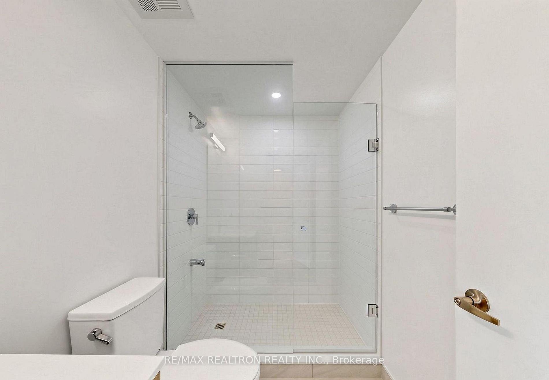 Photo 32 of Unit 10, 4010 Eglinton Avenue, Etobicoke, Humber Heights — HOMEH