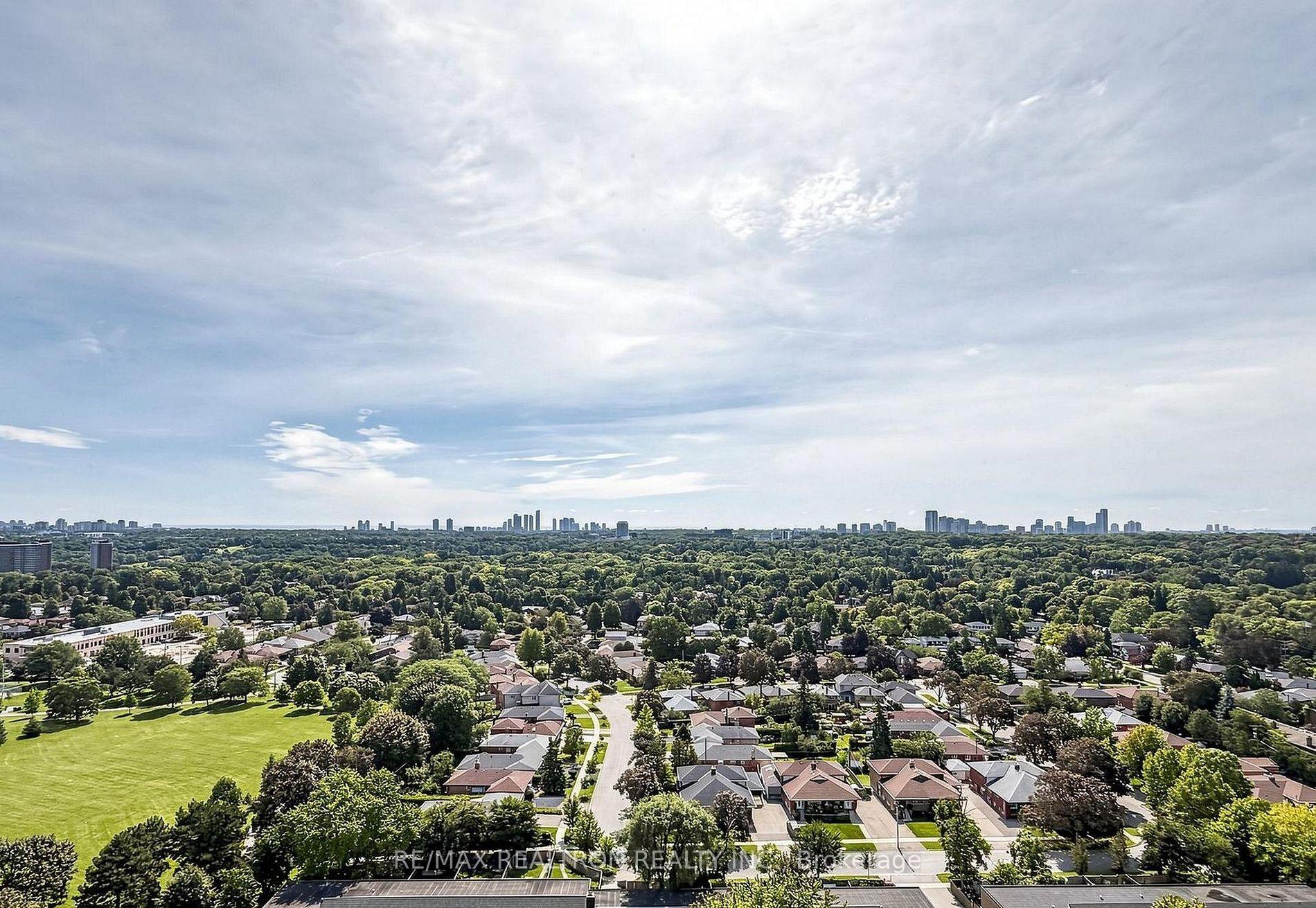 Photo 34 of Unit 10, 4010 Eglinton Avenue, Etobicoke, Humber Heights — HOMEH