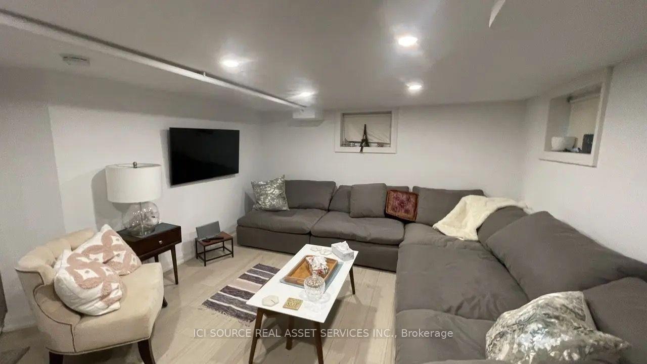 Photo of Unit Unit 6, 44 Courcelette Road