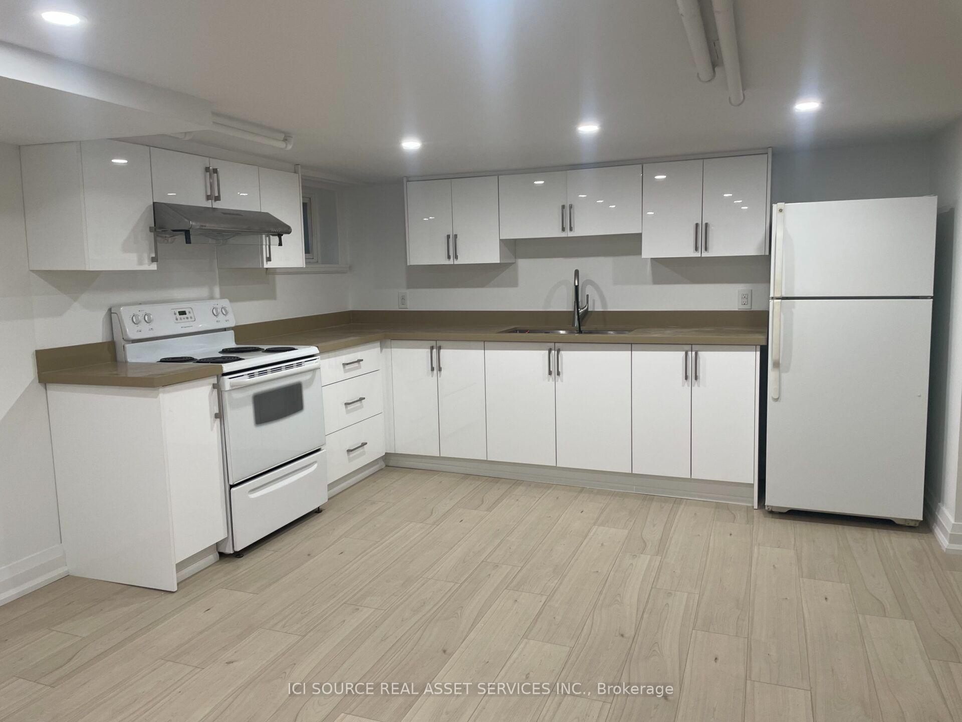 Photo 4 of Unit Unit 6, 44 Courcelette Road, Scarborough, Birchcliffe-Cliffside — HOMEH