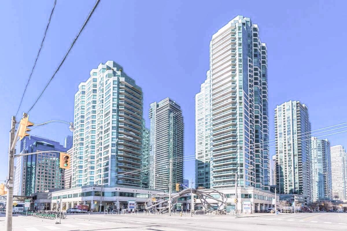 Photo 18 of Unit 1012, 10 Queens Quay W, Toronto, Waterfront Communities — HOMEH