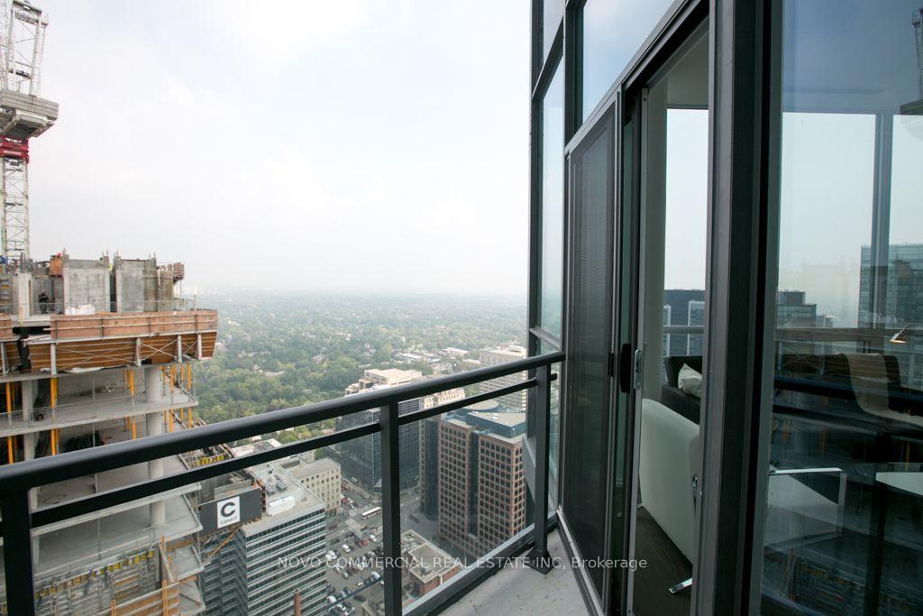 Photo 10 of Unit 5209, 45 Charles Street E, Toronto, Church-Yonge Corridor — HOMEH