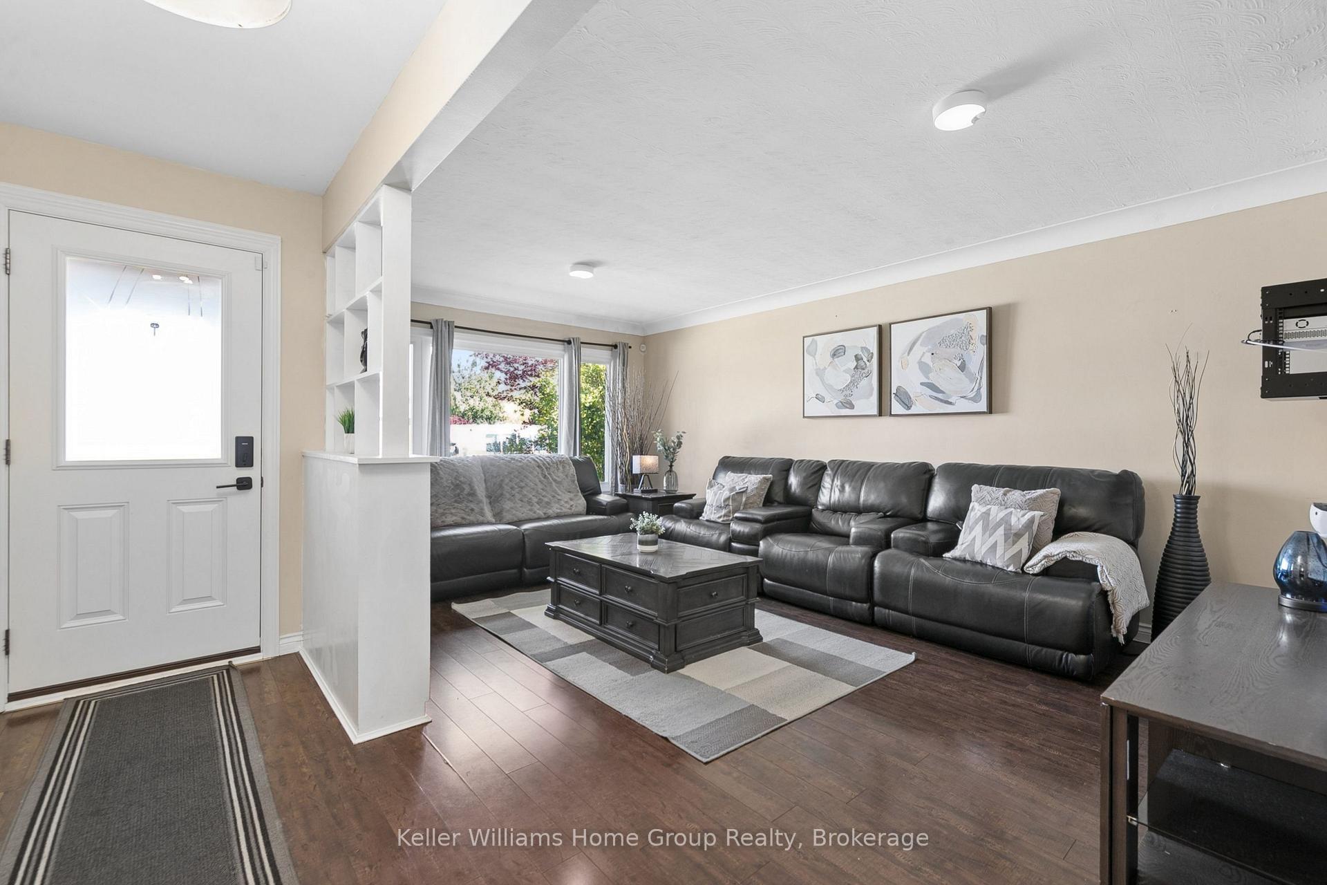 Photo 2 of 61 Fairlawn Road, Kitchener, Vanier - Kitchener — HOMEH