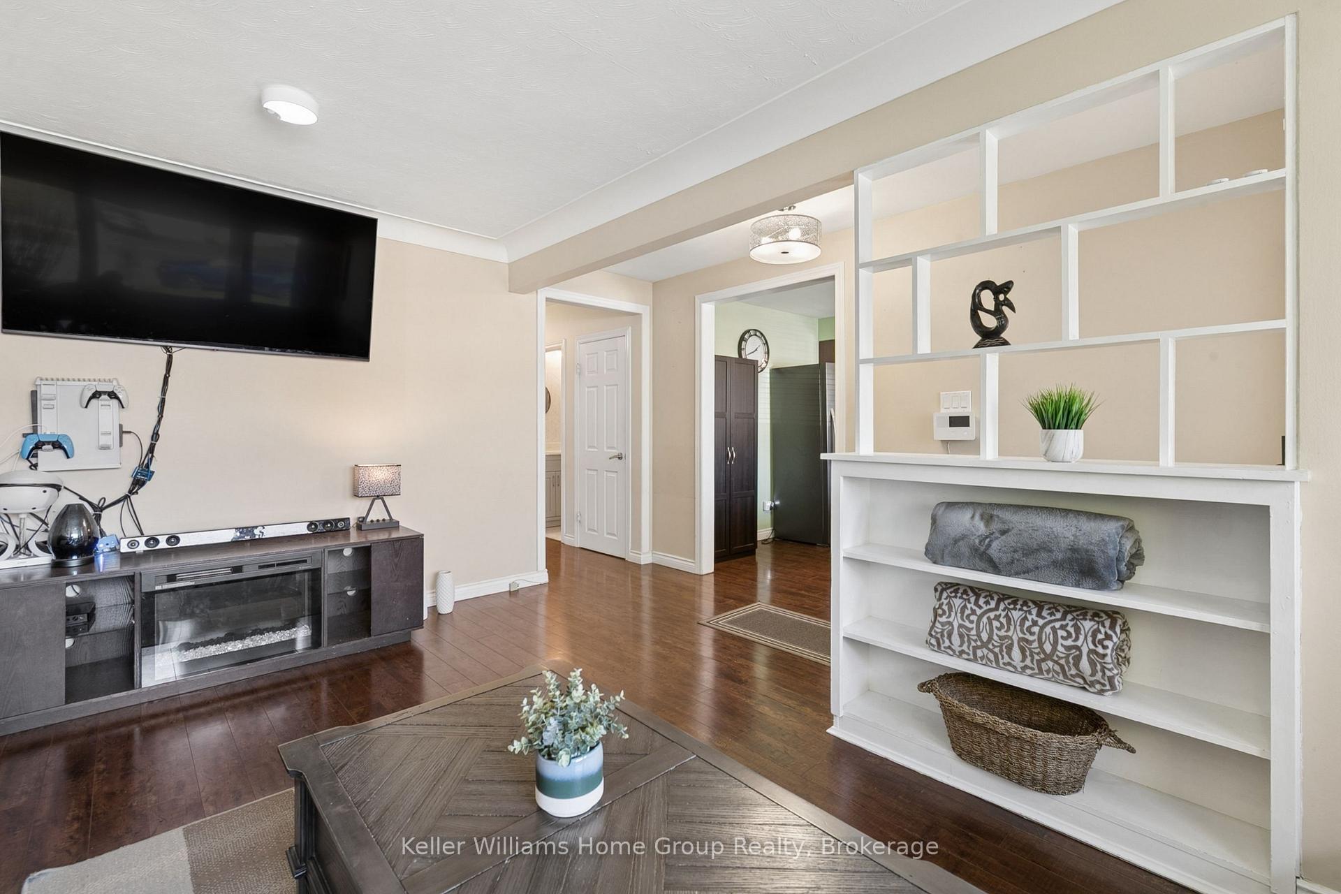 Photo 6 of 61 Fairlawn Road, Kitchener, Vanier - Kitchener — HOMEH