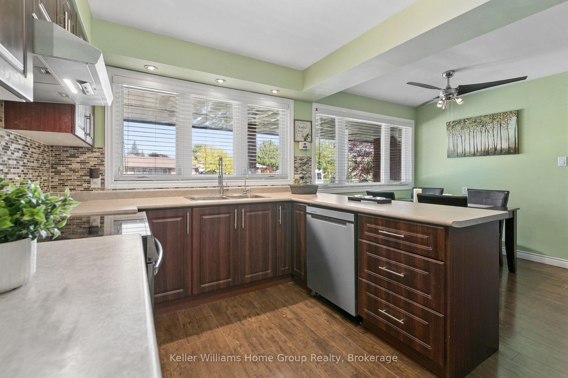 Photo 10 of 61 Fairlawn Road, Kitchener, Vanier - Kitchener — HOMEH