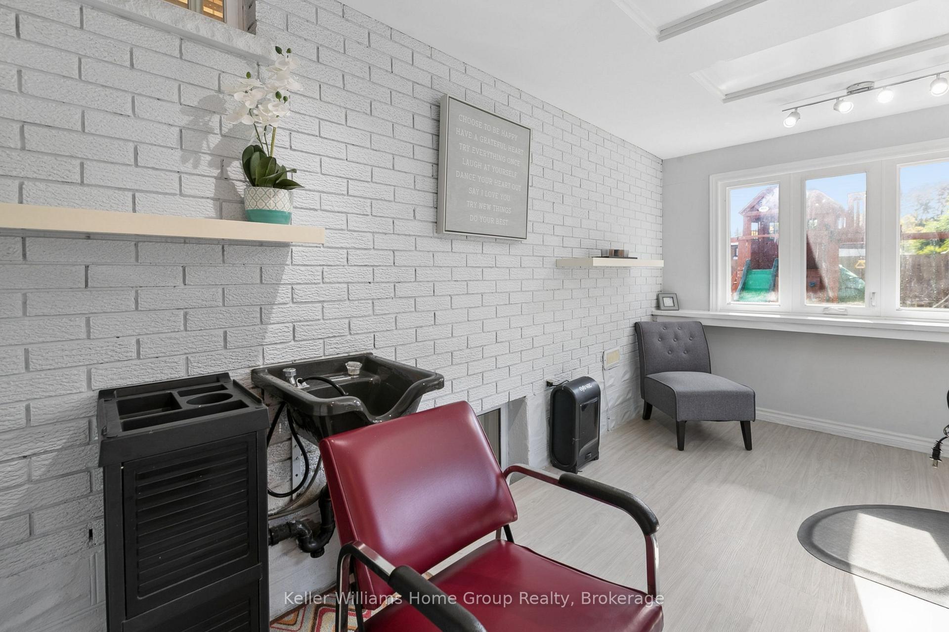 Photo 20 of 61 Fairlawn Road, Kitchener, Vanier - Kitchener — HOMEH