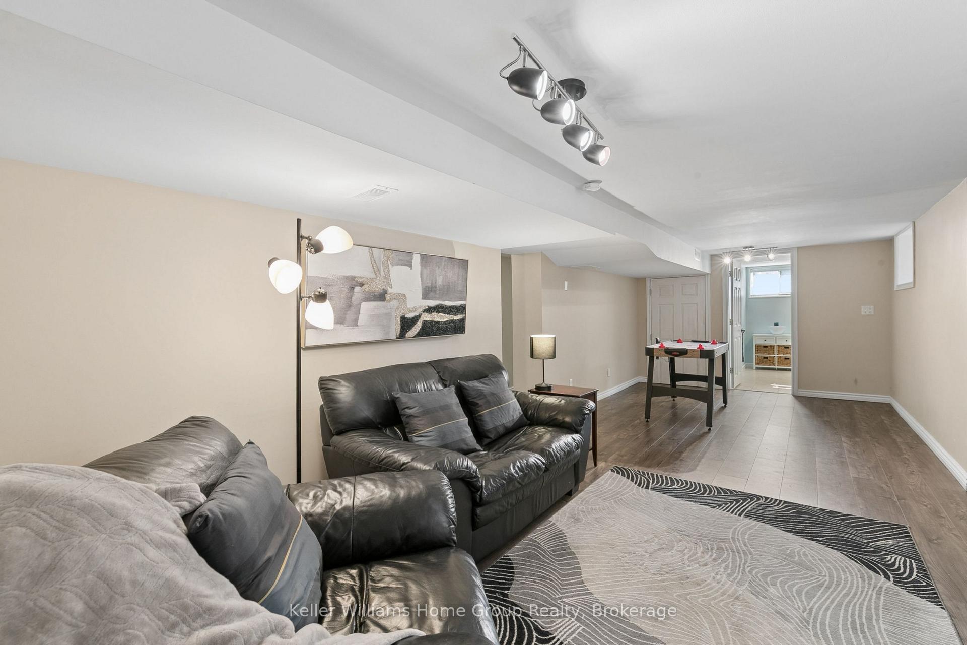 Photo 24 of 61 Fairlawn Road, Kitchener, Vanier - Kitchener — HOMEH