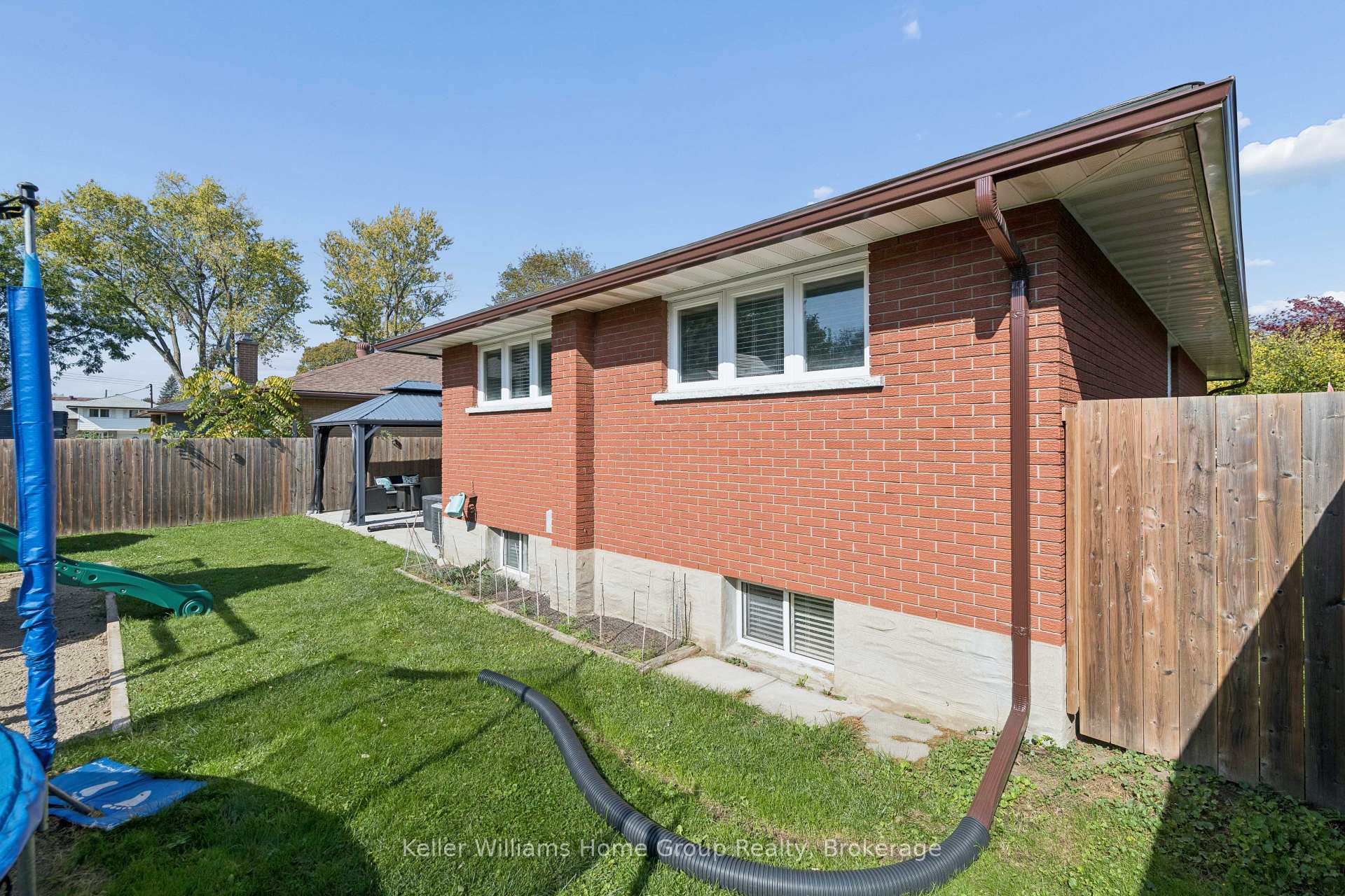 Photo 35 of 61 Fairlawn Road, Kitchener, Vanier - Kitchener — HOMEH