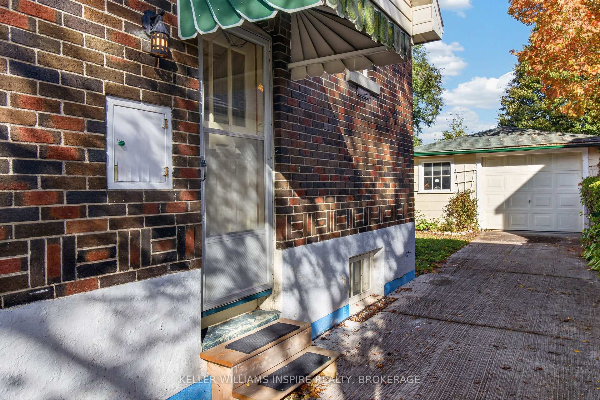 Photo 4 of 95 Dundas Street, Kingston, Central City East — HOMEH