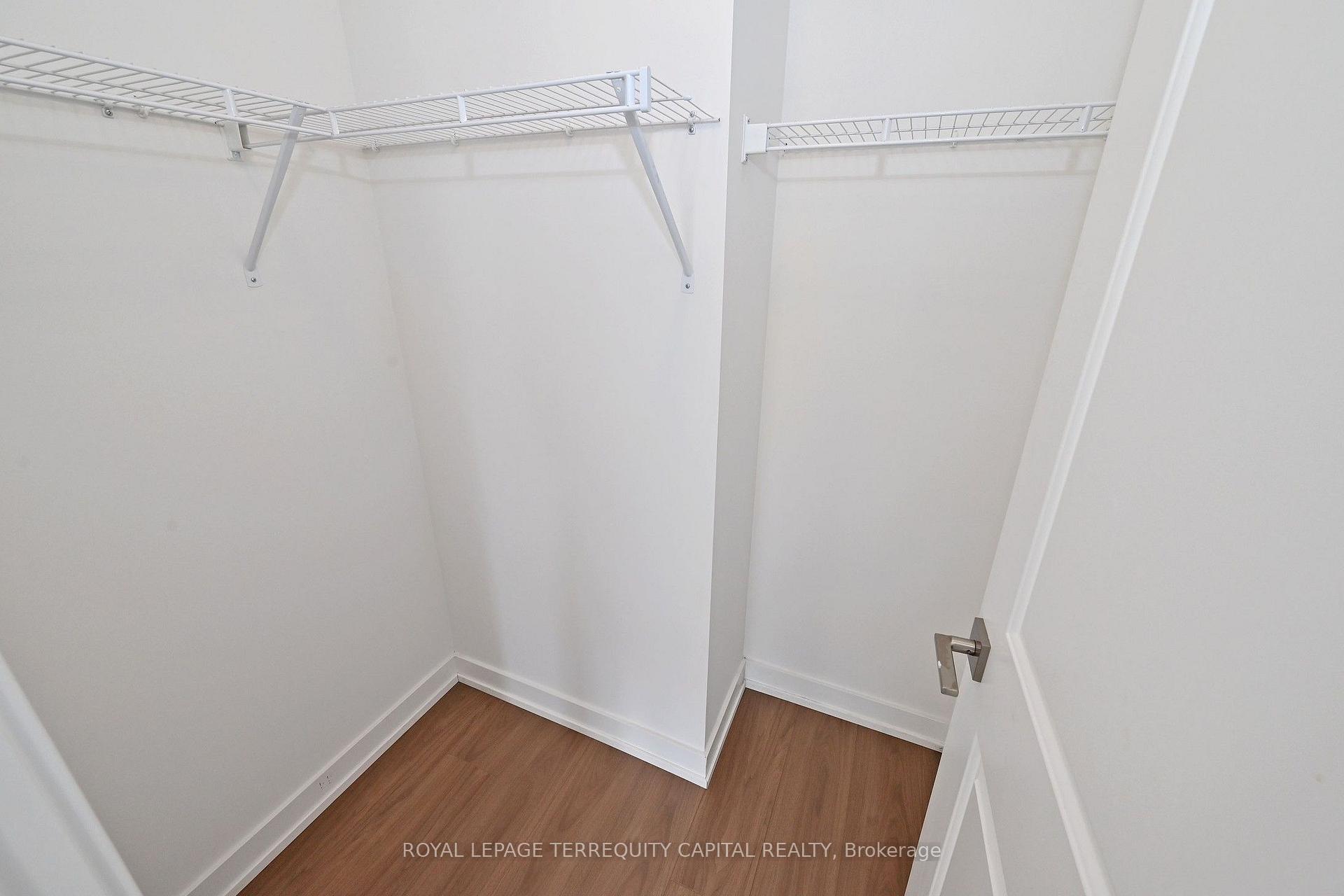 Photo 21 of 101 William Duncan Road, North York, Downsview-Roding-CFB — HOMEH