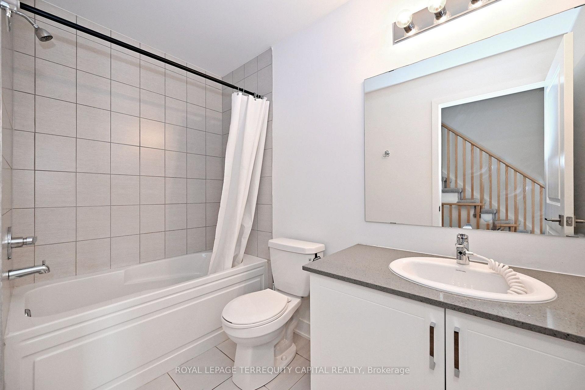 Photo 25 of 101 William Duncan Road, North York, Downsview-Roding-CFB — HOMEH
