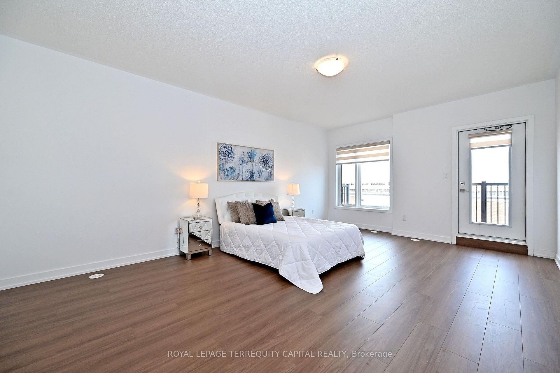 Photo 27 of 101 William Duncan Road, North York, Downsview-Roding-CFB — HOMEH
