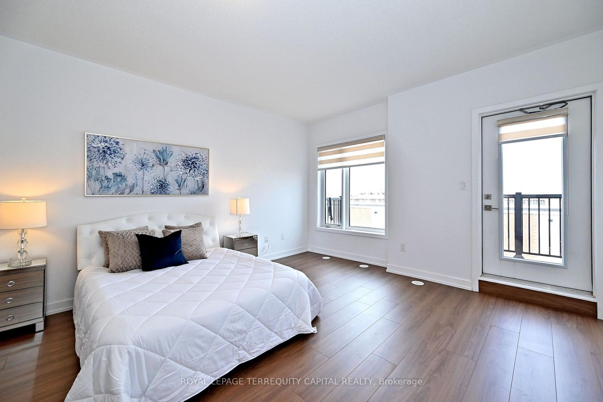 Photo 28 of 101 William Duncan Road, North York, Downsview-Roding-CFB — HOMEH