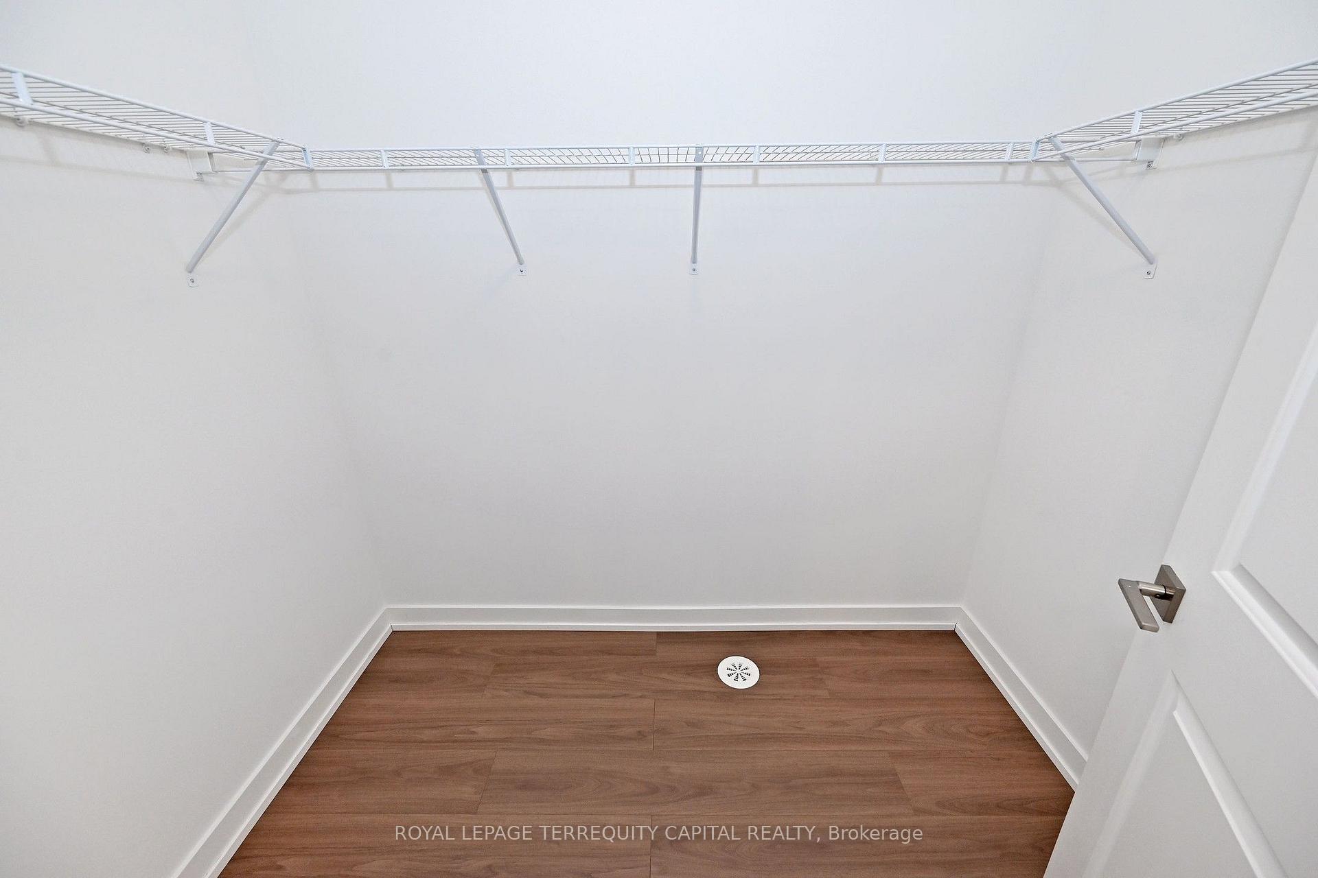 Photo 34 of 101 William Duncan Road, North York, Downsview-Roding-CFB — HOMEH