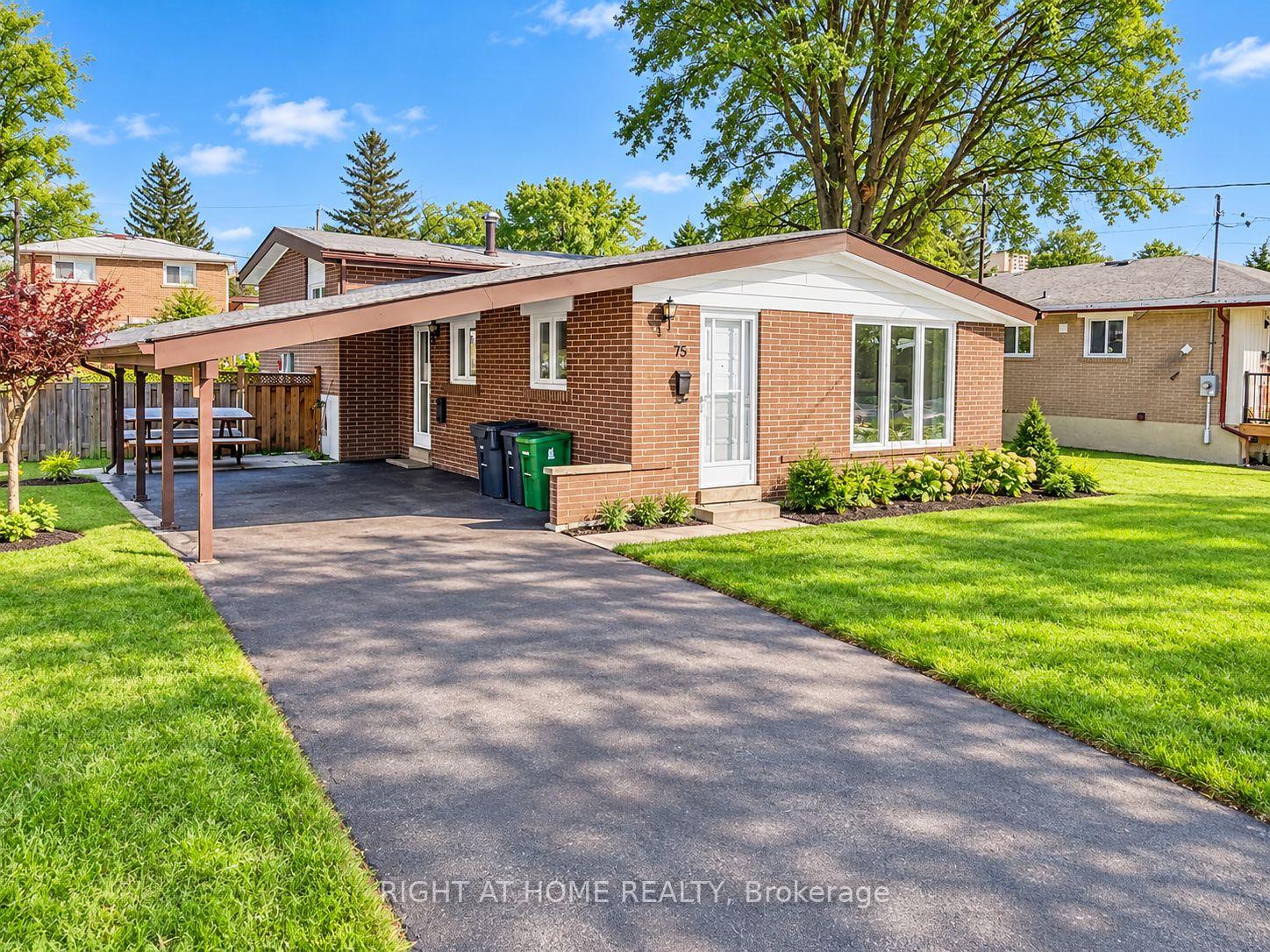 Photo of 75 Bloomington Crescent