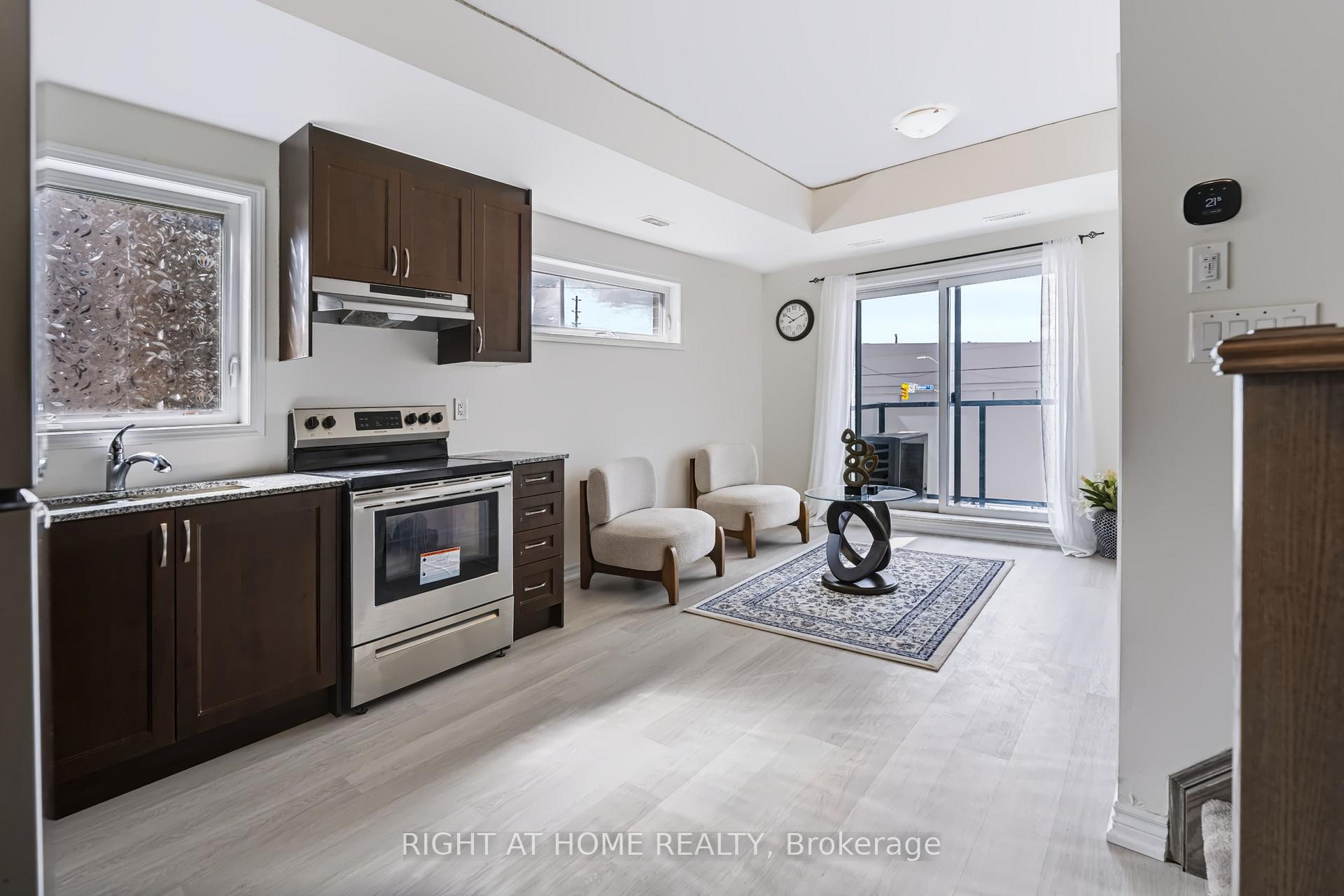 Photo of Unit 429, 2789 Eglinton Avenue E