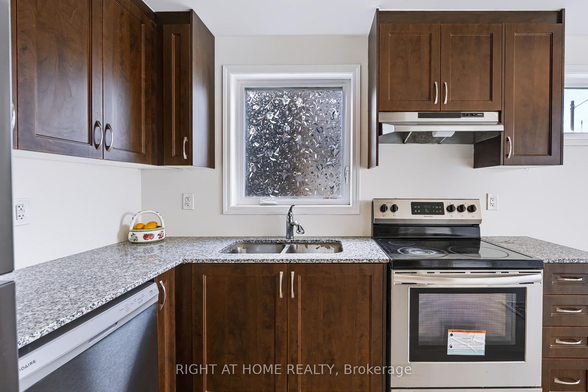 Photo 2 of Unit 429, 2789 Eglinton Avenue E, Scarborough, Eglinton East — HOMEH