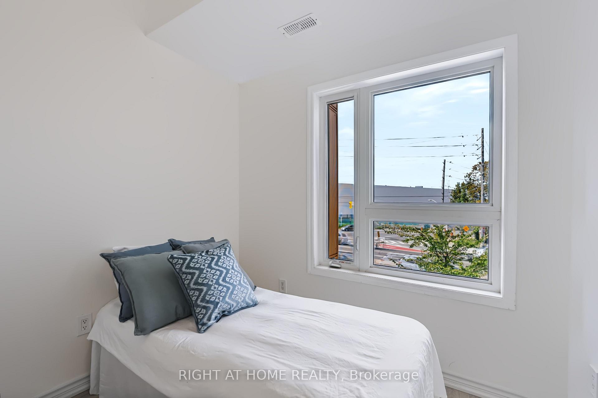 Photo 16 of Unit 429, 2789 Eglinton Avenue E, Scarborough, Eglinton East — HOMEH