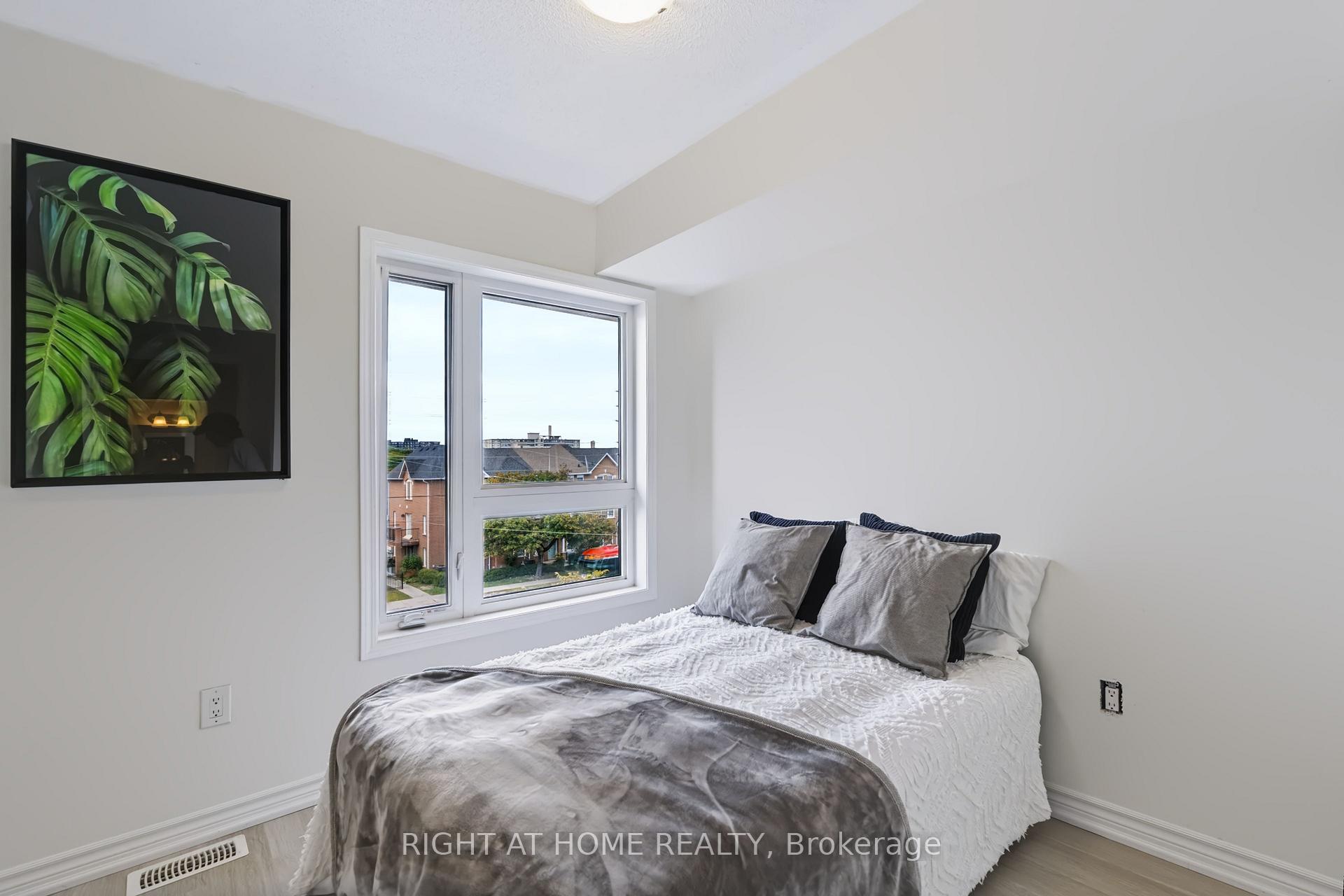 Photo 17 of Unit 429, 2789 Eglinton Avenue E, Scarborough, Eglinton East — HOMEH