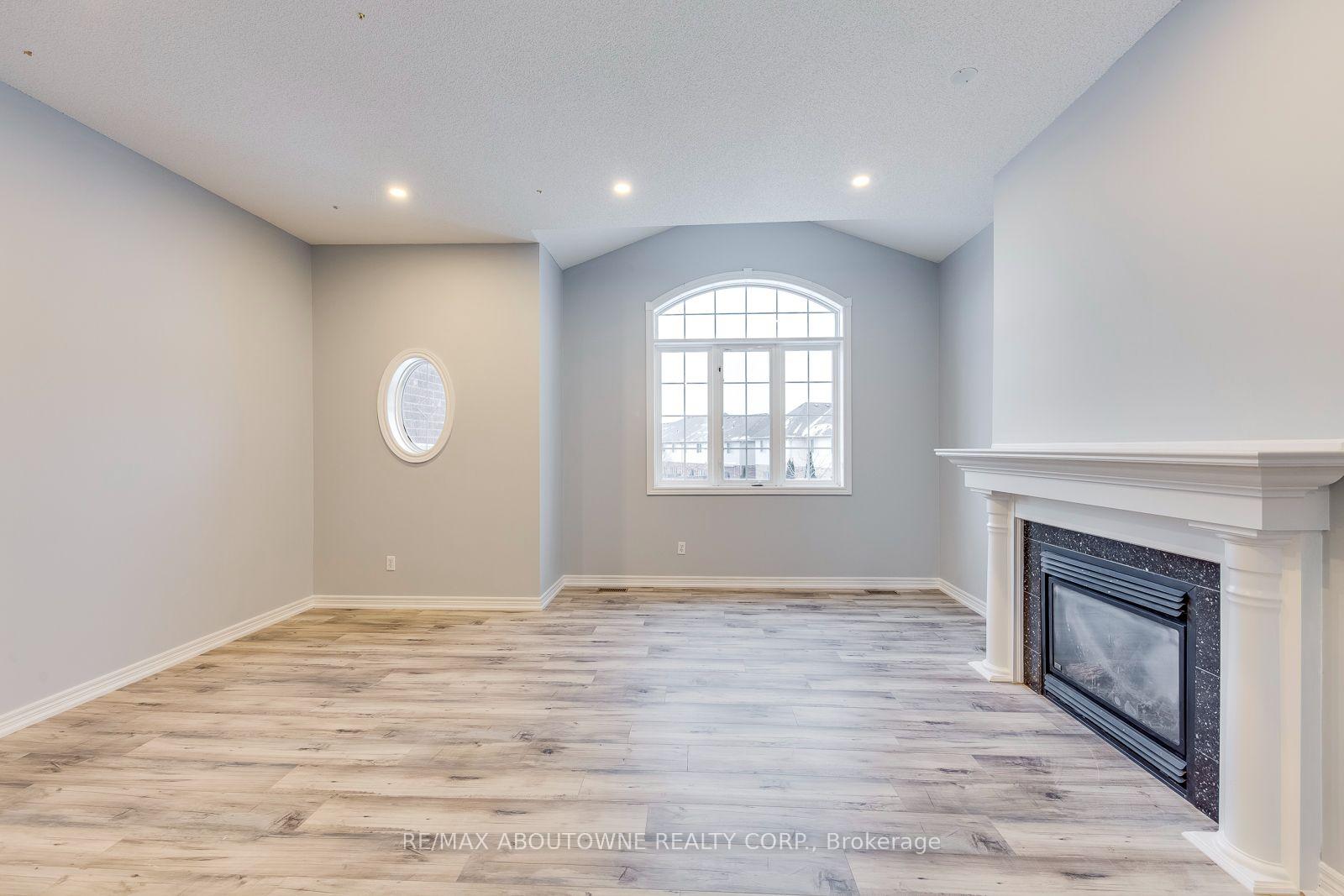 Photo 6 of 5160 Bird Boulevard, Burlington, Orchard — HOMEH