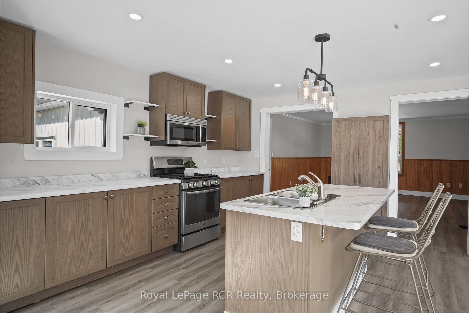 Photo 6 of 1064 Mill Street, Howick — HOMEH