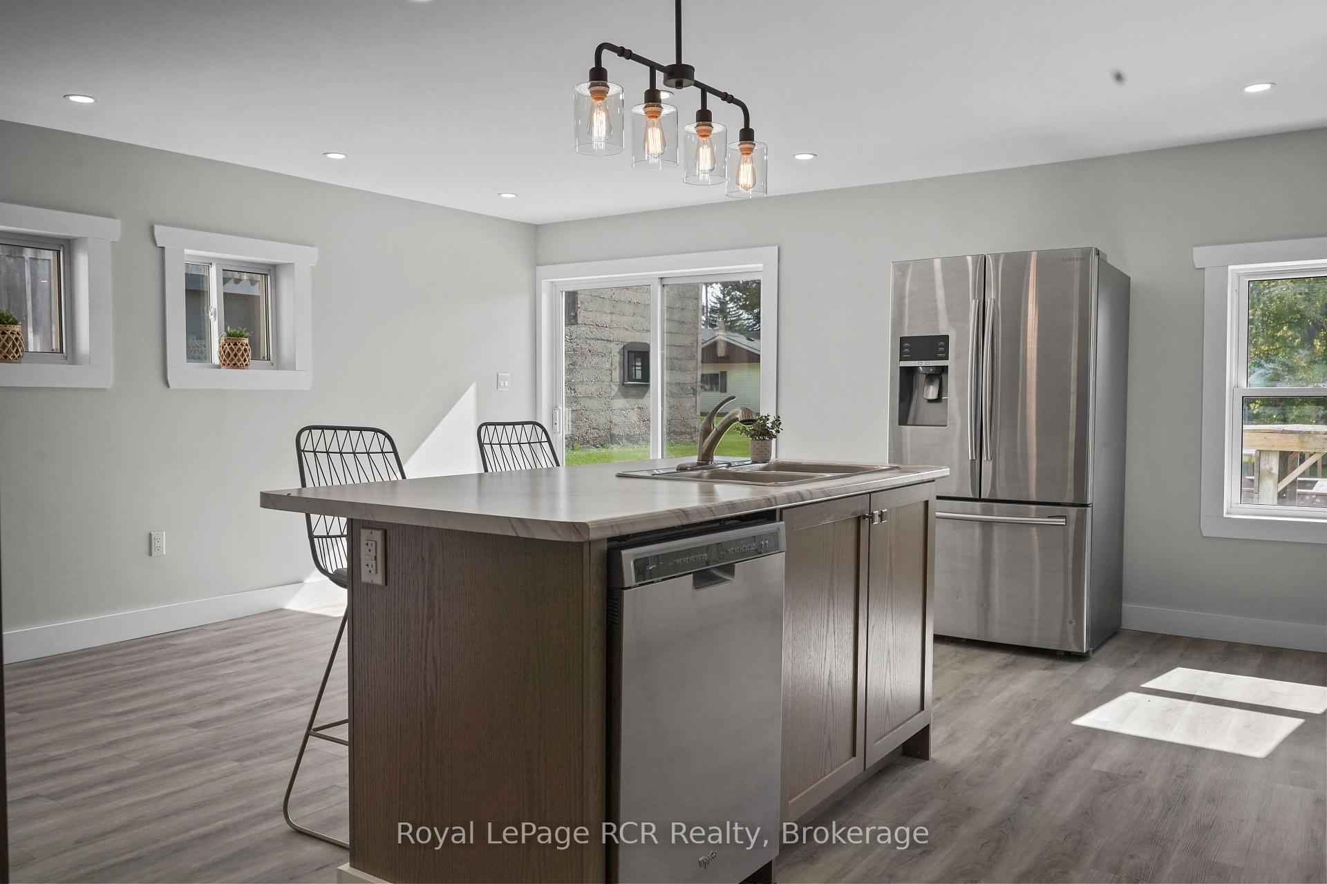 Photo 8 of 1064 Mill Street, Howick — HOMEH