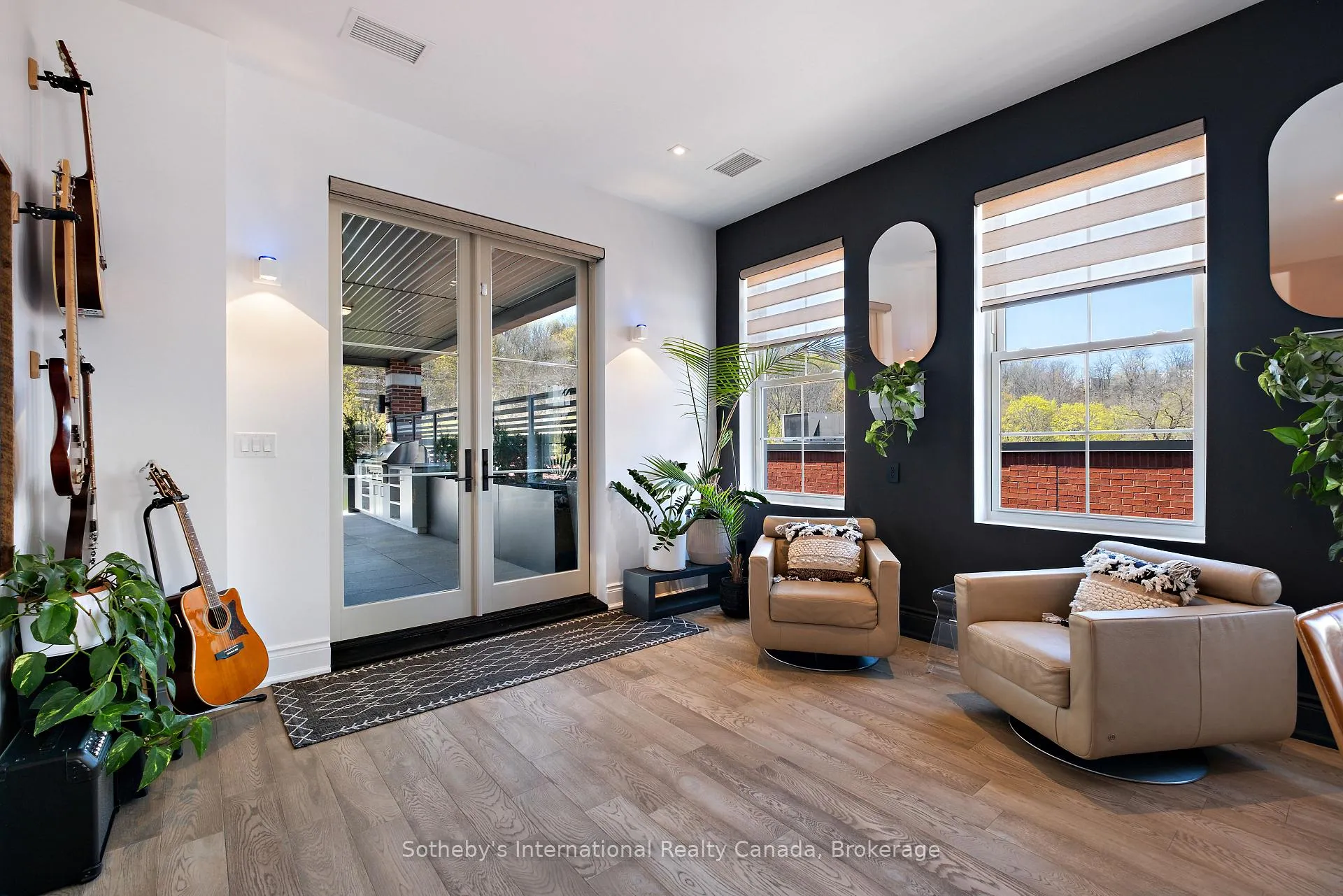 Photo 12 of Unit 3, 7 Mechanic Street, Brant, Paris — HOMEH