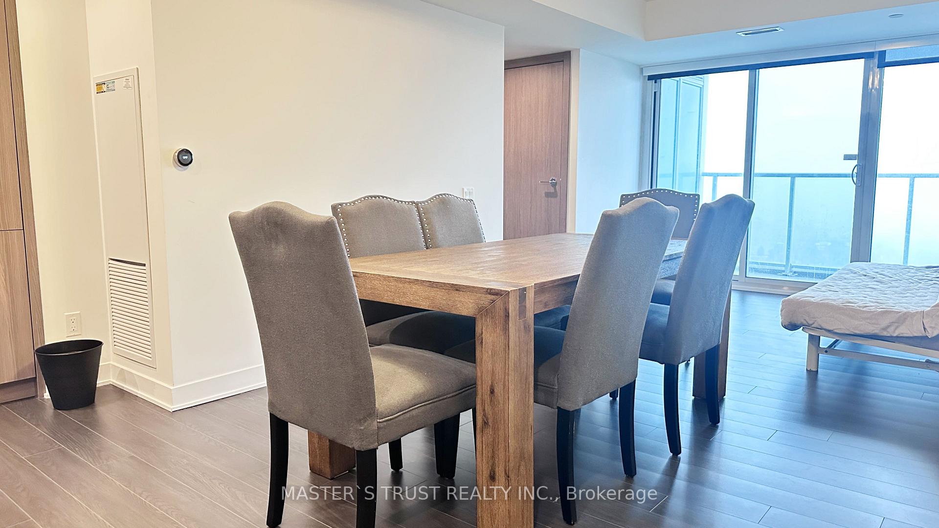 Photo 2 of Unit 1715, 17 Bathurst Street, Toronto, Waterfront Communities — HOMEH