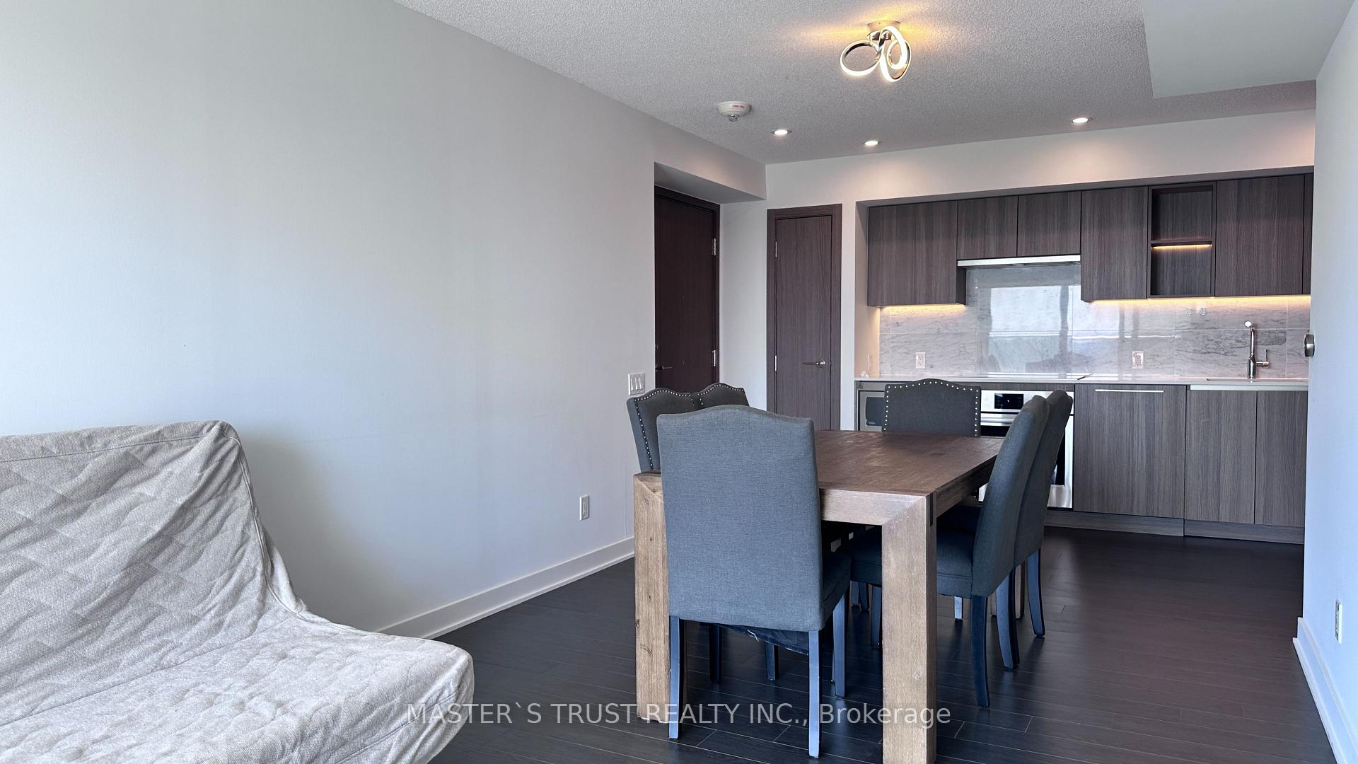 Photo 3 of Unit 1715, 17 Bathurst Street, Toronto, Waterfront Communities — HOMEH
