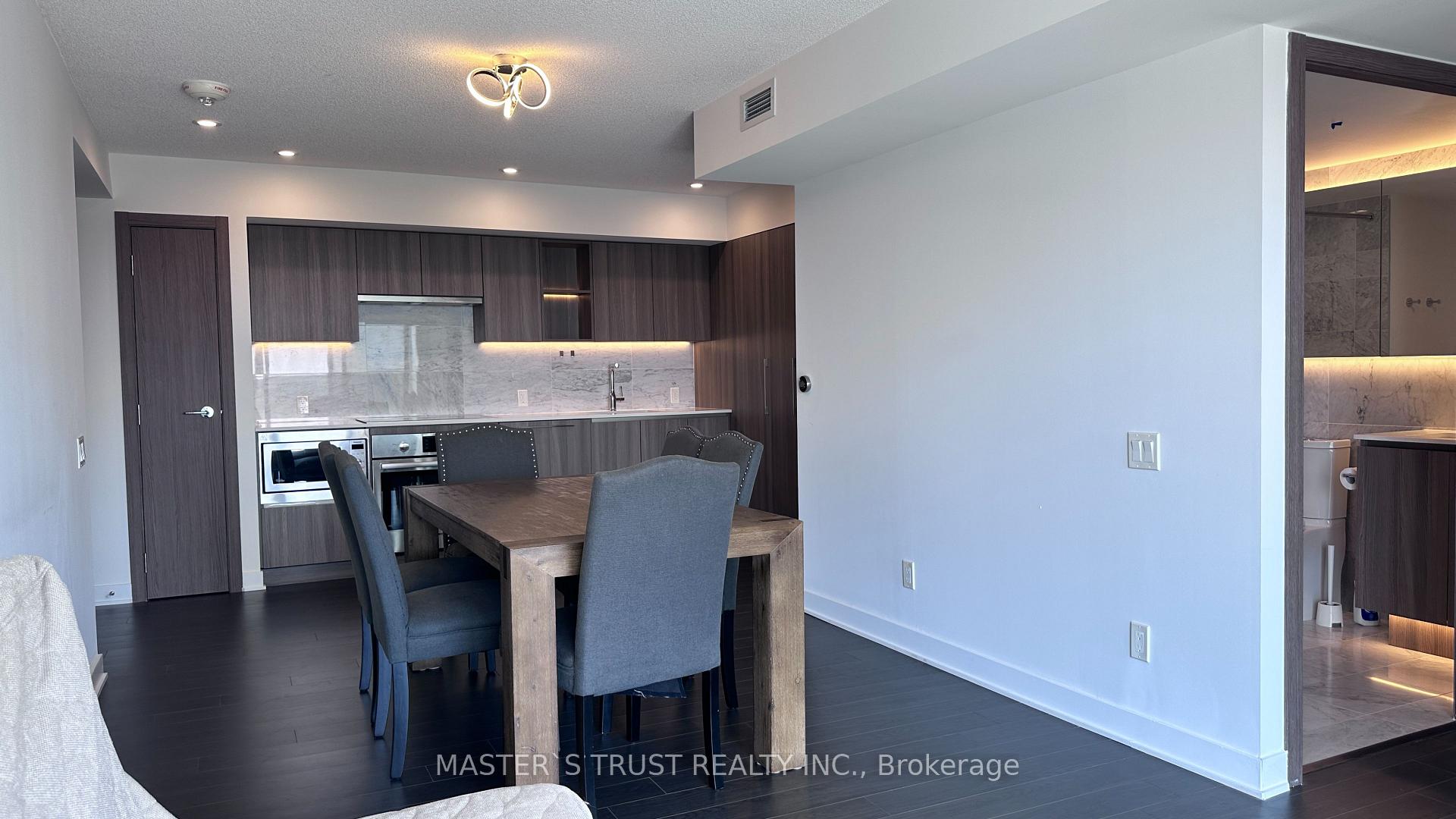 Photo 4 of Unit 1715, 17 Bathurst Street, Toronto, Waterfront Communities — HOMEH