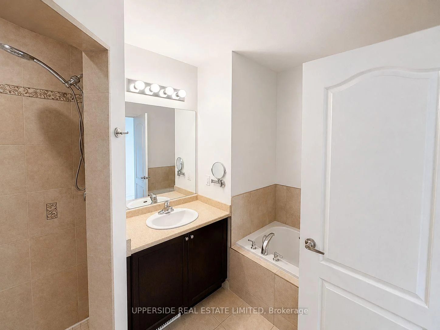 Photo 11 of 2084 Gibson Street, Innisfil, Alcona — HOMEH