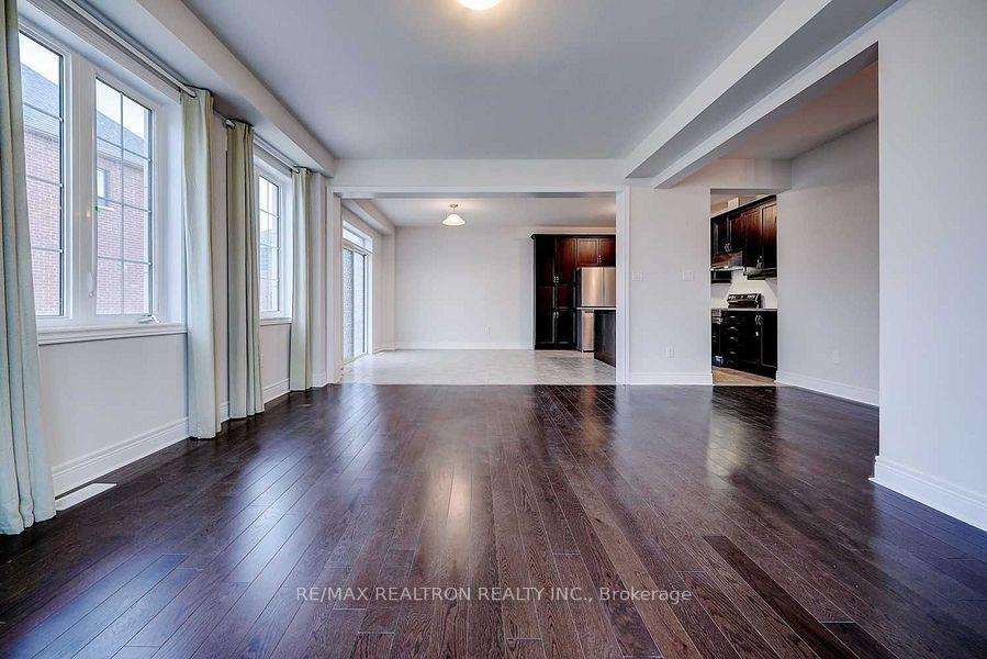 Photo 12 of 78 Jinnah Avenue, Markham, Middlefield — HOMEH