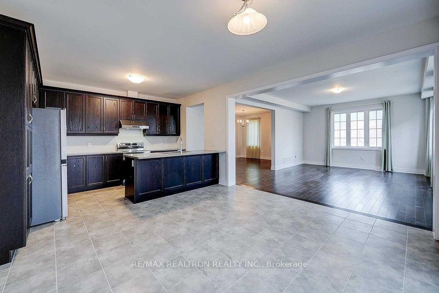 Photo 15 of 78 Jinnah Avenue, Markham, Middlefield — HOMEH