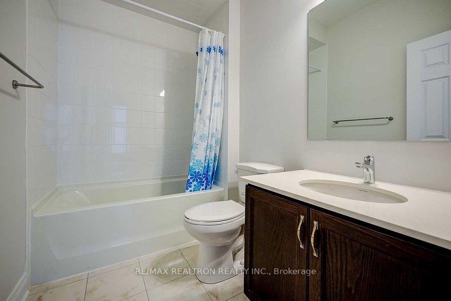 Photo 28 of 78 Jinnah Avenue, Markham, Middlefield — HOMEH