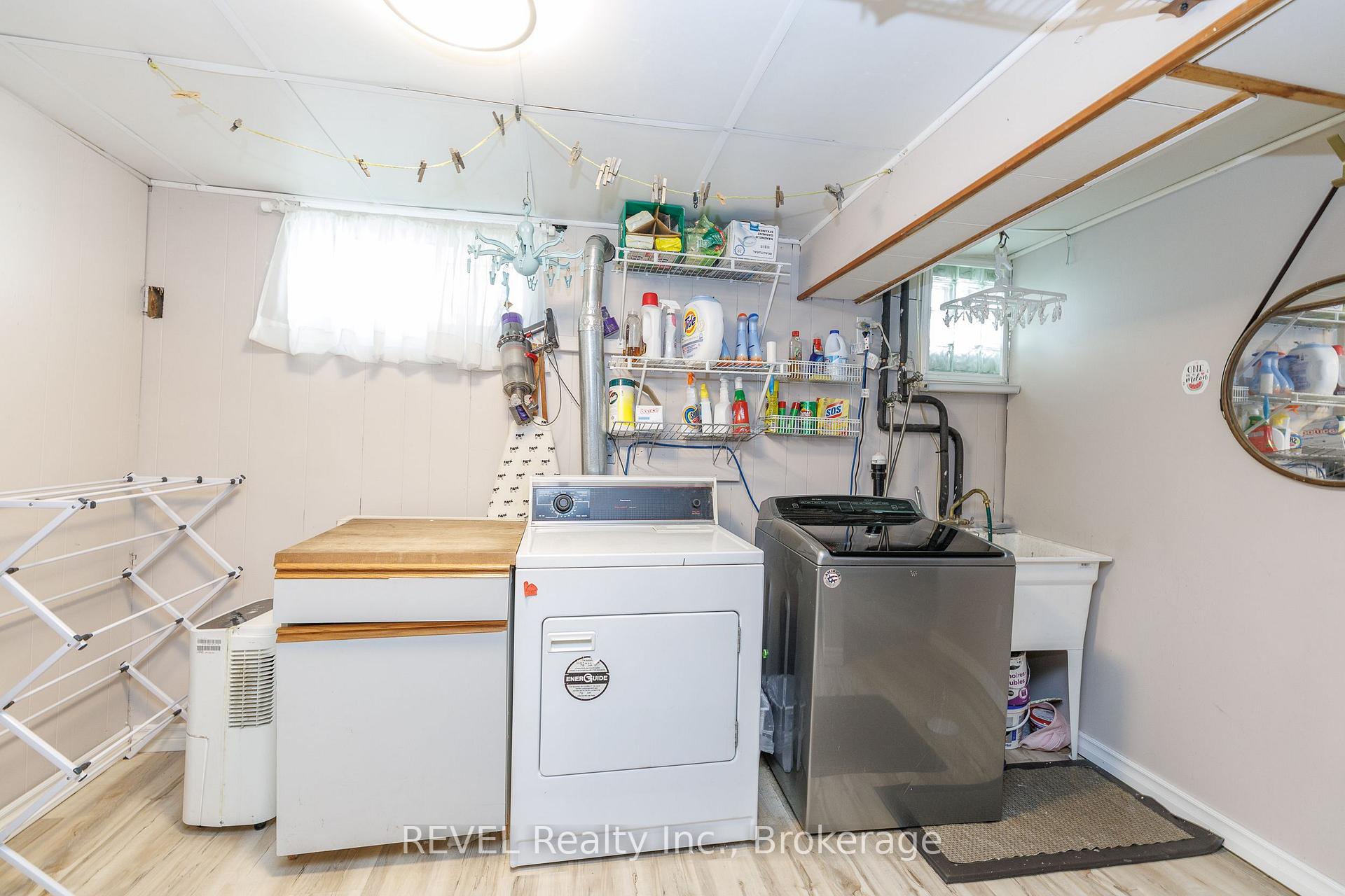 Photo 31 of 5608 Glamis Crescent, Niagara Falls, Hospital — HOMEH