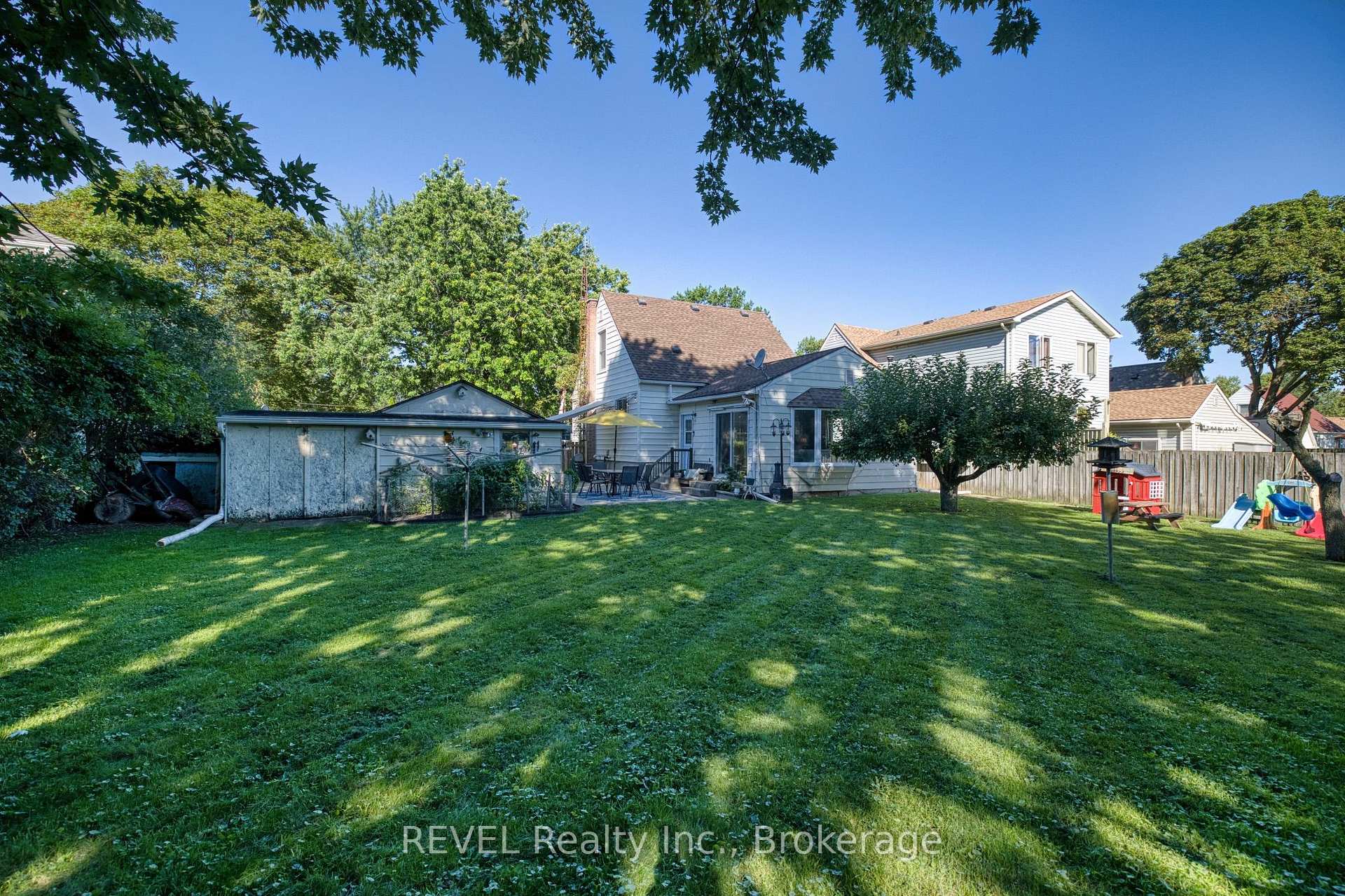 Photo 40 of 5608 Glamis Crescent, Niagara Falls, Hospital — HOMEH