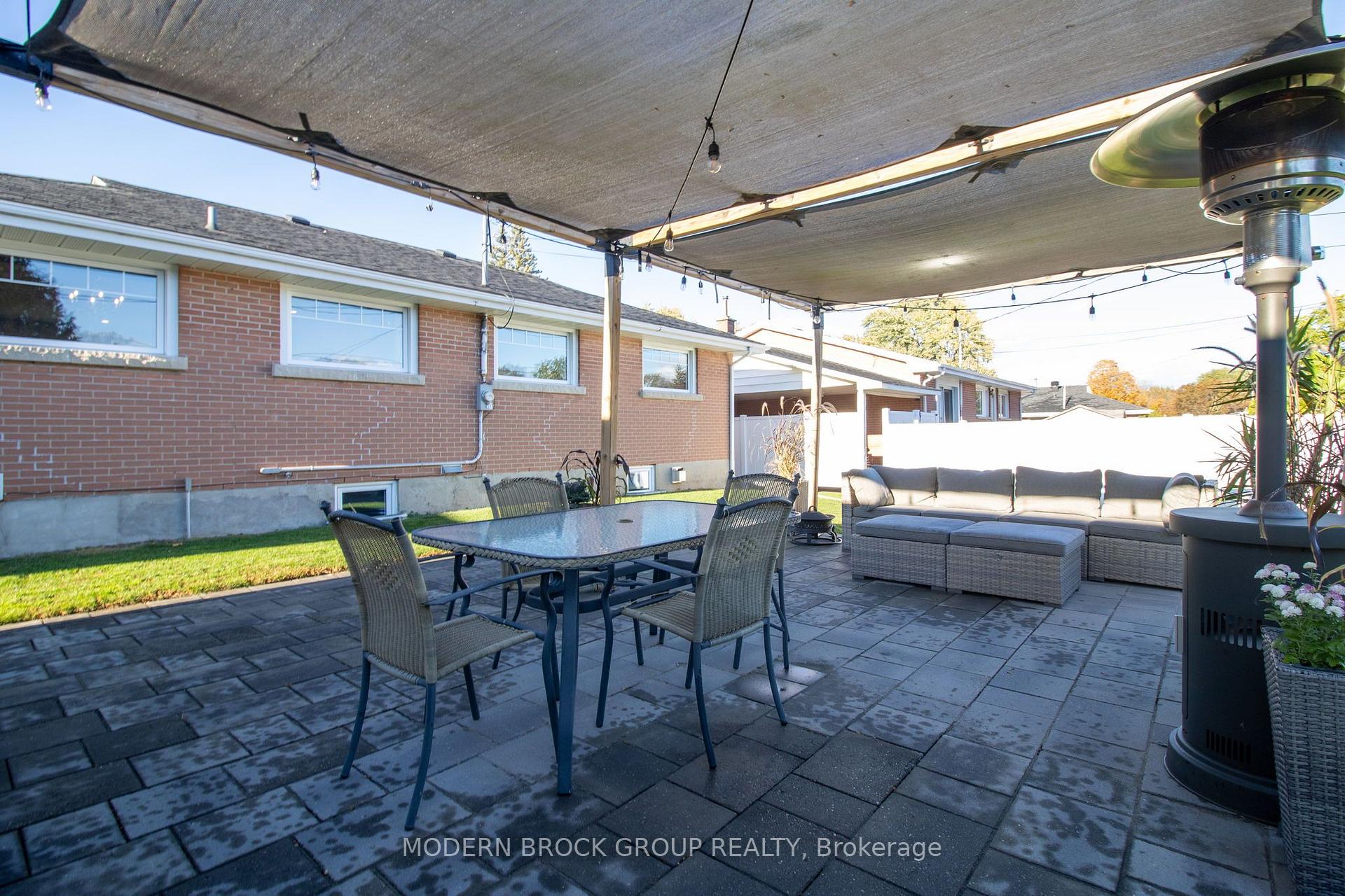 Photo 43 of 10 Manor Drive, Brockville, Brockville — HOMEH