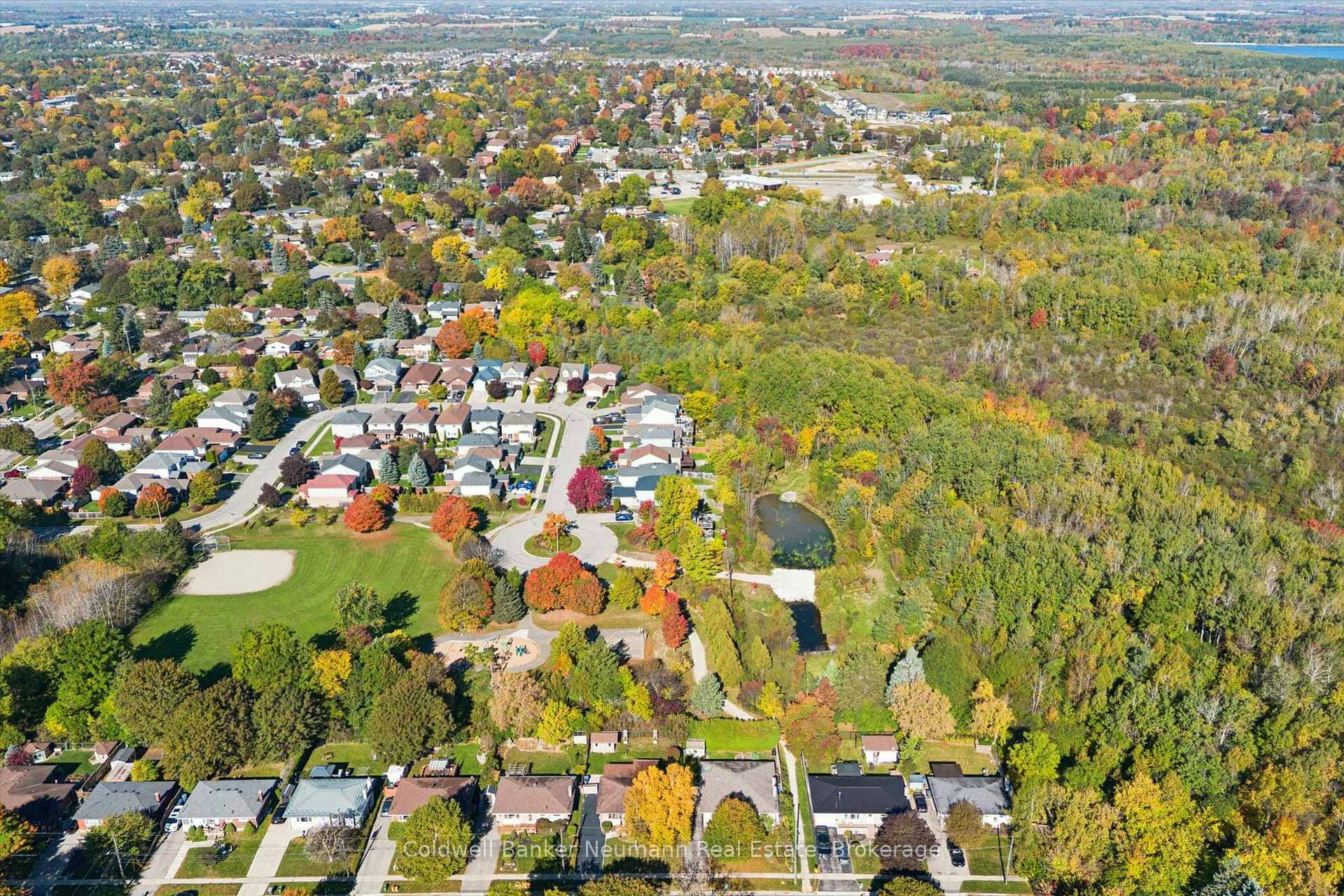 Photo 5 of 22 Carter Drive, Guelph, Grange Road — HOMEH