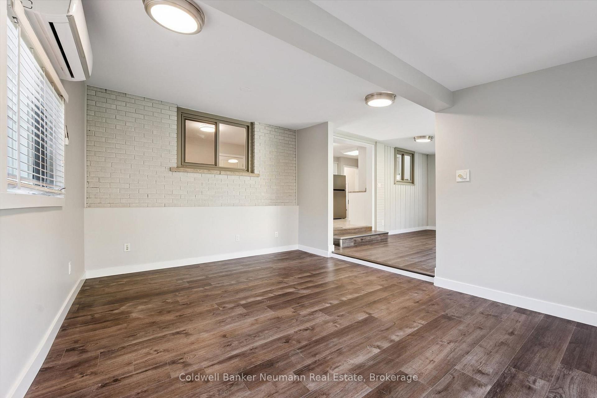 Photo 25 of 22 Carter Drive, Guelph, Grange Road — HOMEH